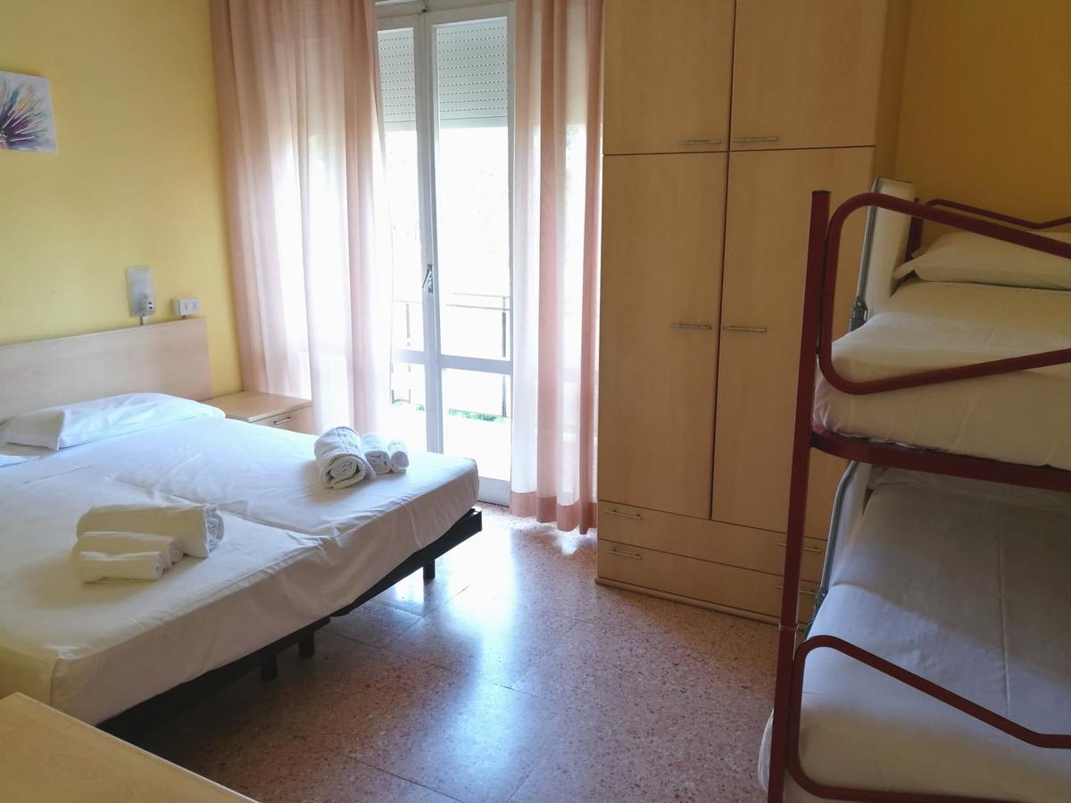 Hotel Ninfea Червия Экстерьер фото