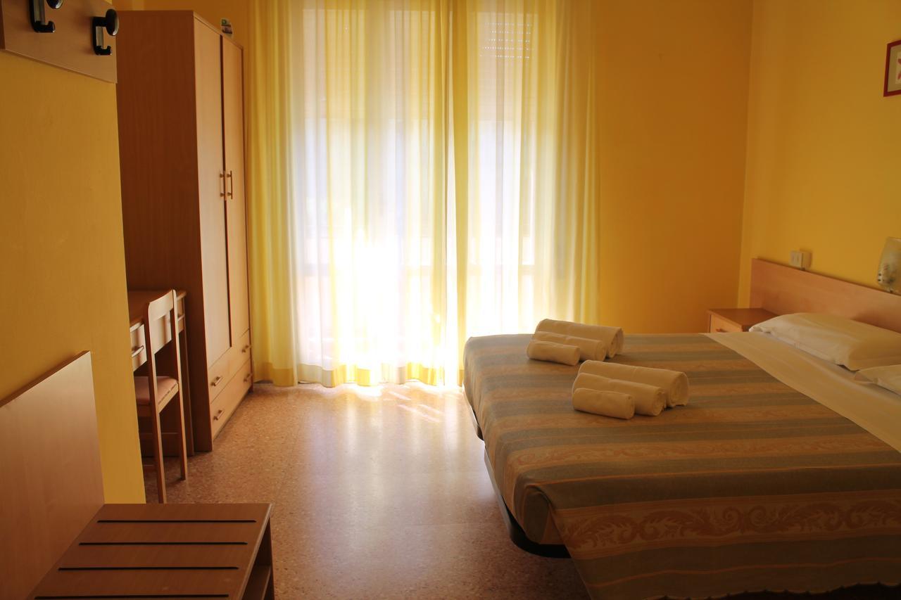 Hotel Ninfea Червия Экстерьер фото