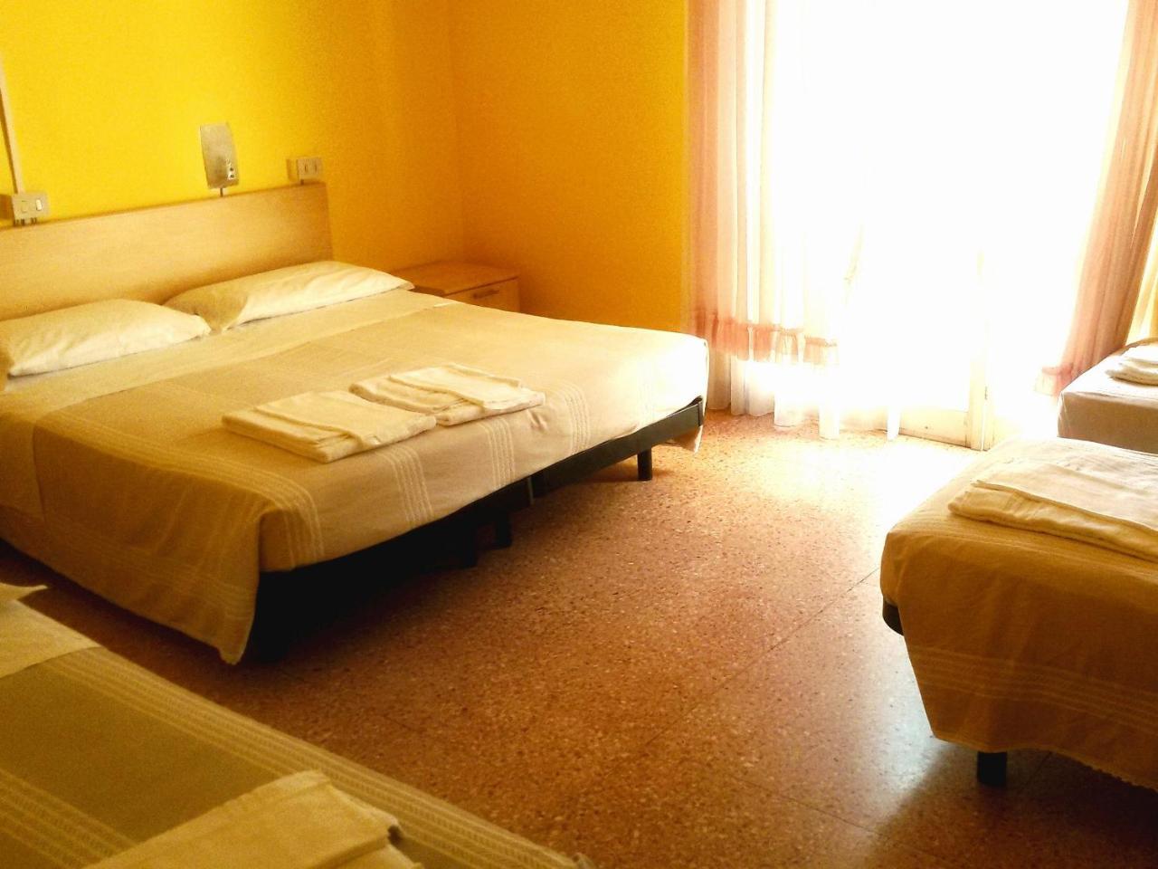 Hotel Ninfea Червия Экстерьер фото